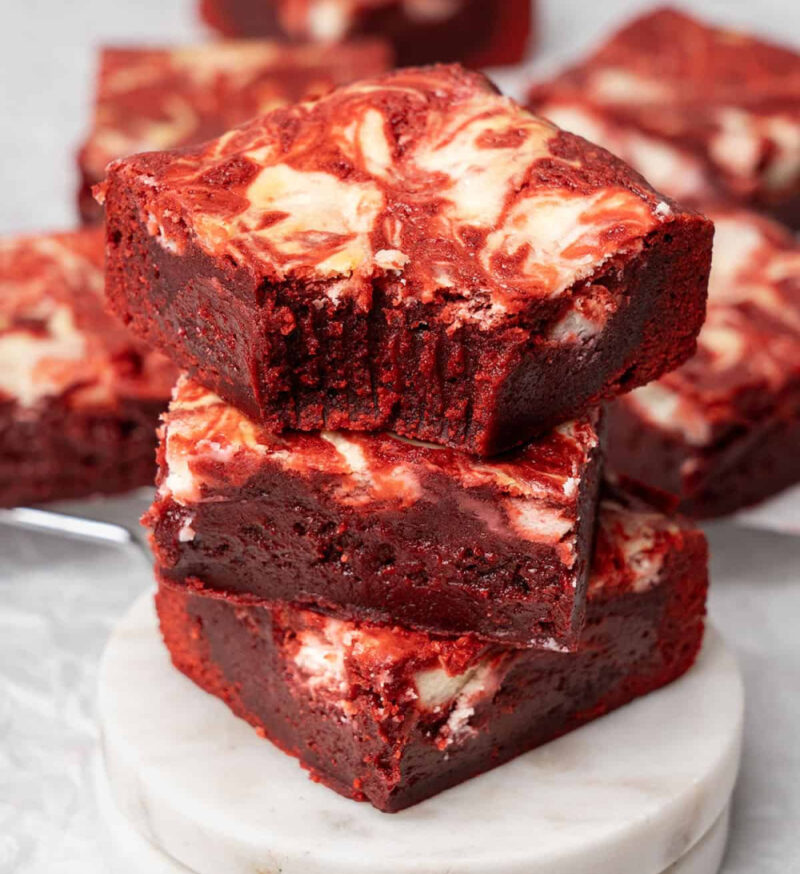 red velvet brownies with swirl topping