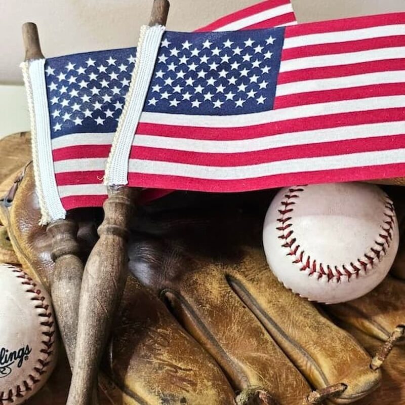 American flags with spindles