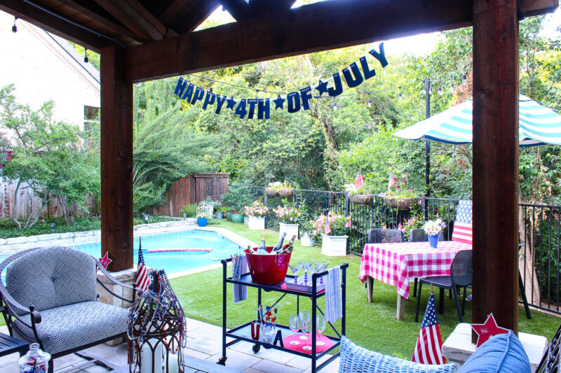 4th of July banner on patio