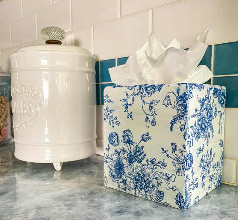 tissues inside tissue box cover
