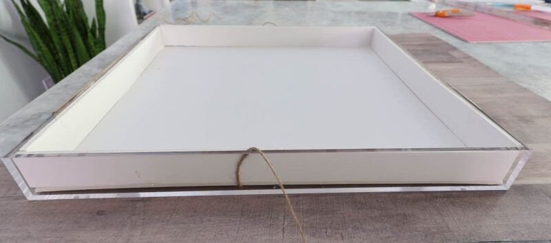 side inserts inside acrylic tray