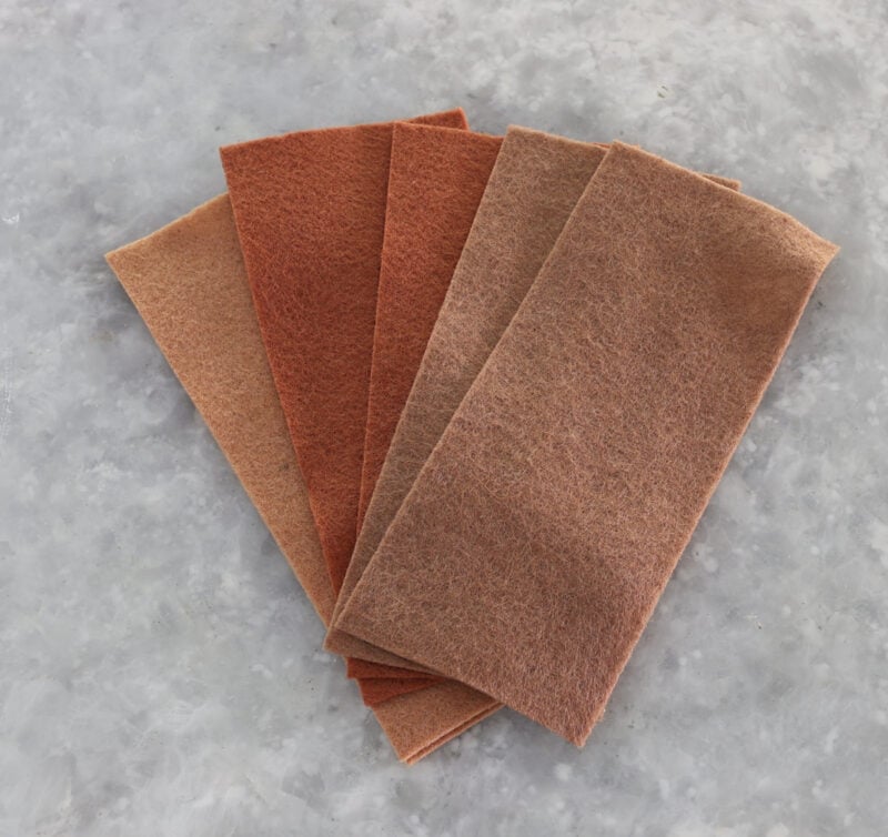 6 pieces of fall-colored felt